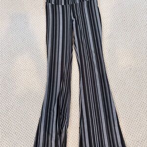 Mudd Black and White Striped Jersey pants